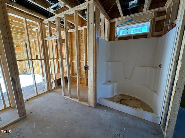 bathroom with a healthy amount of sunlight