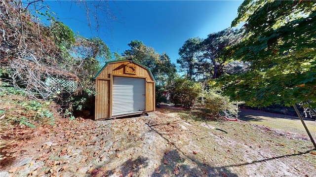 3327 Seven Mountain Dr, Fayetteville, NC 28306 - garage featuring a shed