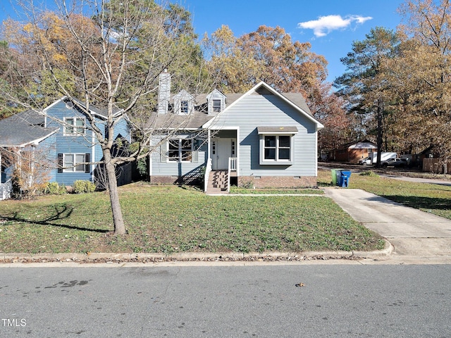 view of front of house with a front yard