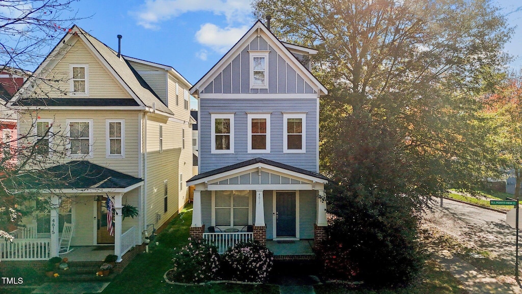 craftsman house with a porch