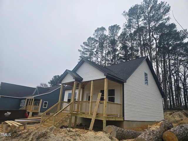 view of front of house with covered porch