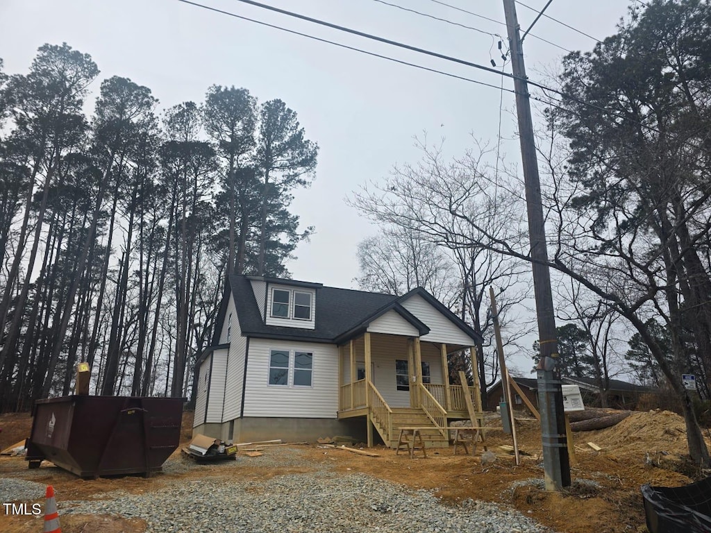 view of front of property with covered porch