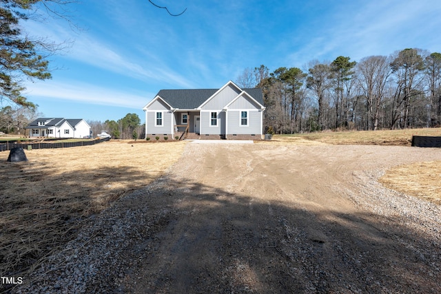 view of front facade with crawl space