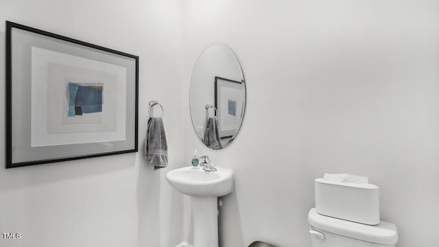 6433 Alfalfa Ln, Wake Forest, NC 27587 - bathroom with toilet and a sink