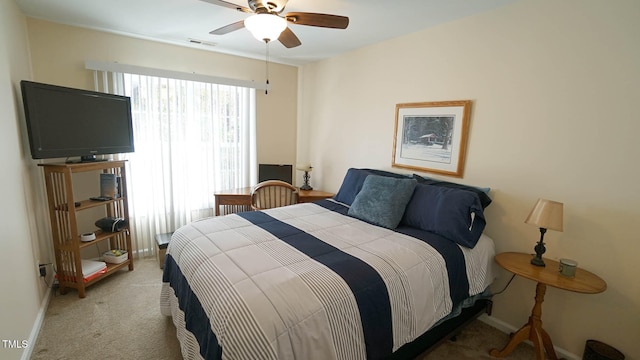 bedroom featuring carpet and ceiling fan