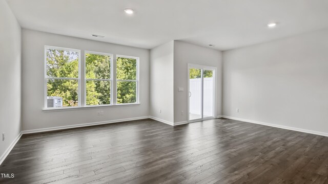 1825 Hinesley Dr, Durham, NC 27703 - photo 12
