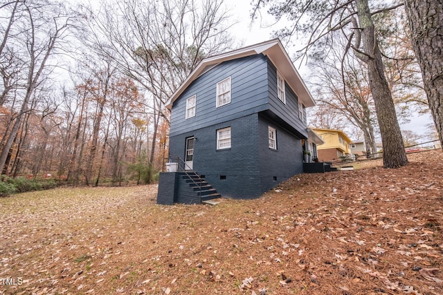 view of home's exterior