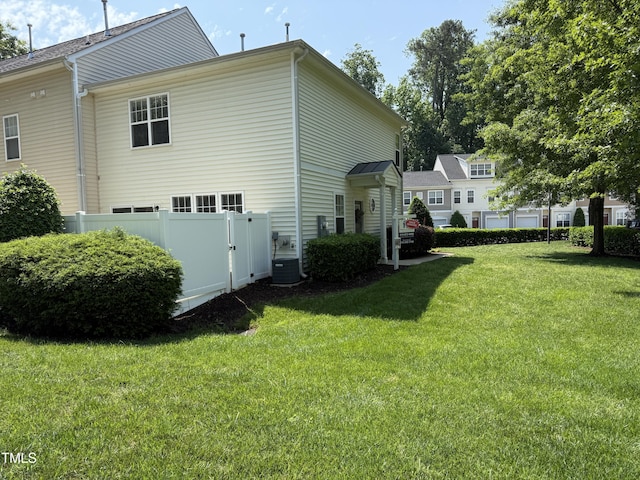 526 Elm Ave, Wake Forest, NC 27587 - view of side of property