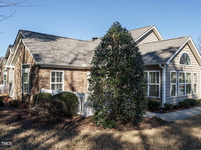 view of front of property