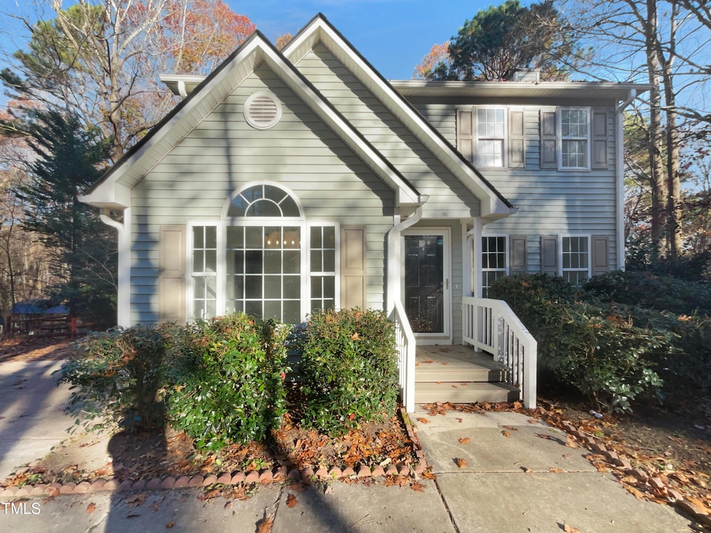 view of front of property