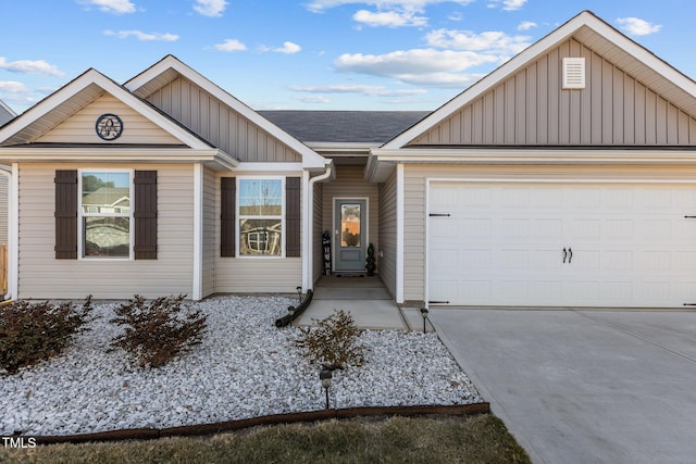 view of front of house with a garage