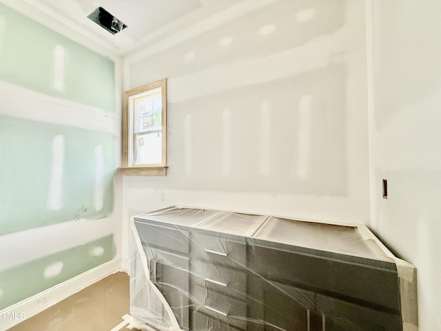 bathroom with baseboards