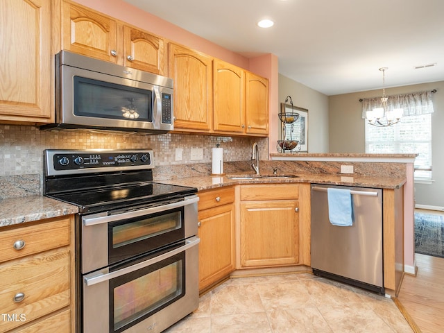 942 Pensford Dr, Whitsett, NC 27377 - photo 10