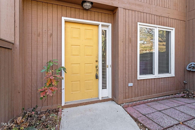 view of property entrance