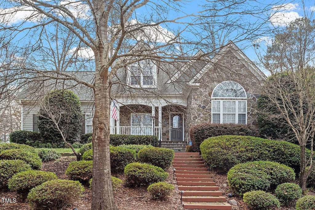 view of front facade featuring covered porch