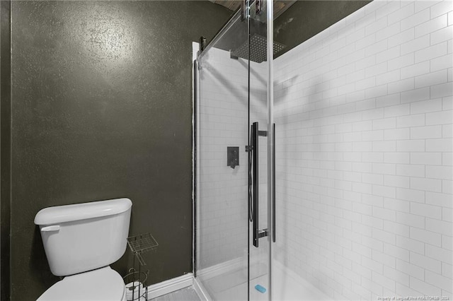5814 Valhalla Ct, Fayetteville, NC 28304 - full bath featuring toilet, a stall shower, and baseboards
