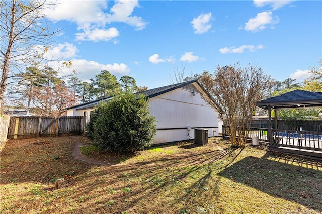 5814 Valhalla Ct, Fayetteville, NC 28304 - view of yard featuring central AC unit