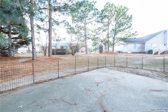 view of yard with a patio area