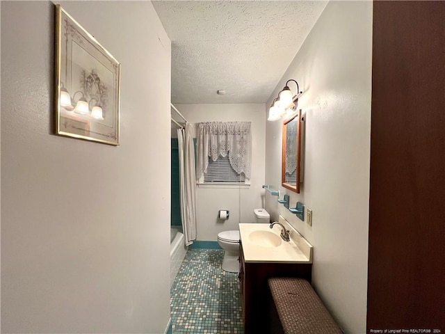 full bathroom featuring shower / bathtub combination with curtain, tile patterned flooring, a textured ceiling, toilet, and vanity