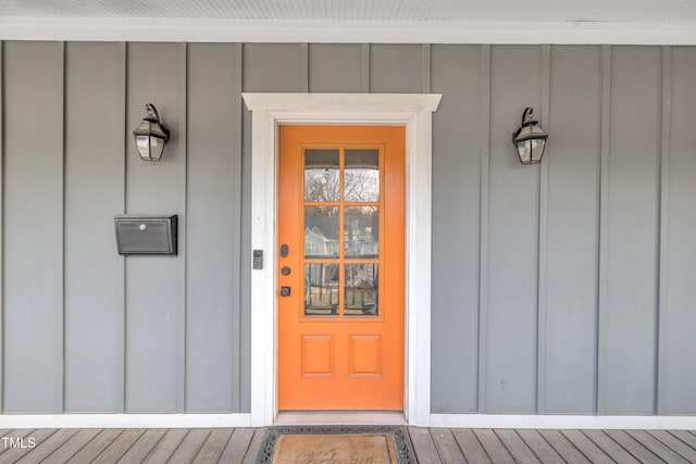 view of doorway to property