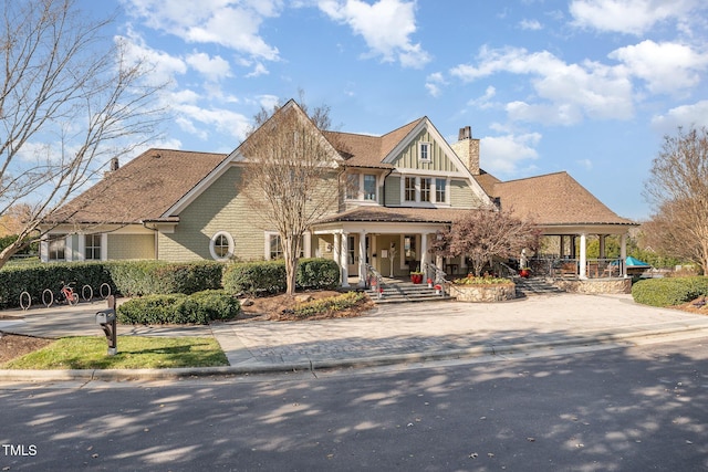 view of front of house featuring a porch