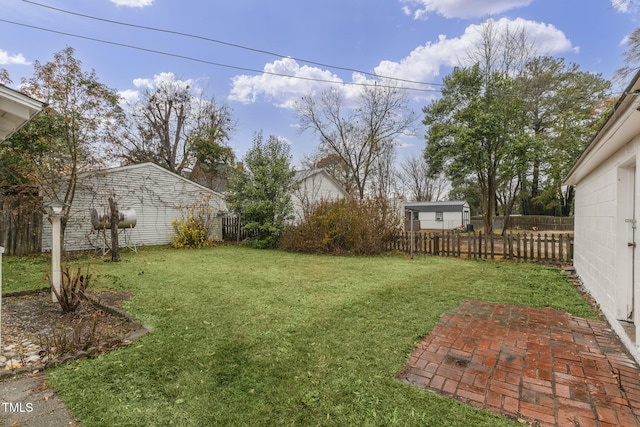 view of yard with a patio area