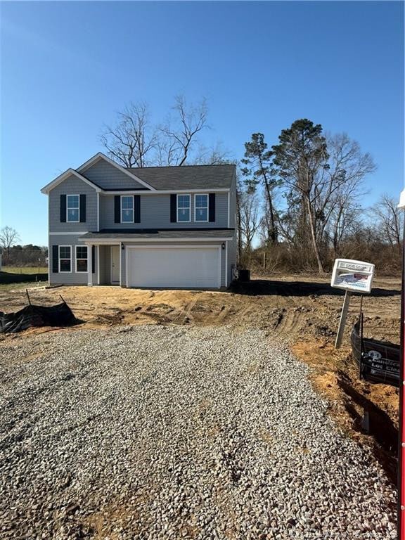 view of front property featuring a garage