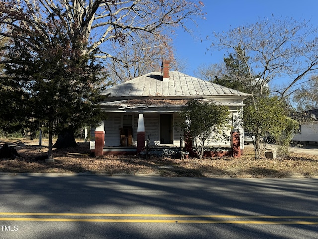 view of front of home with a porch