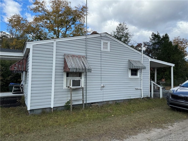 view of side of property