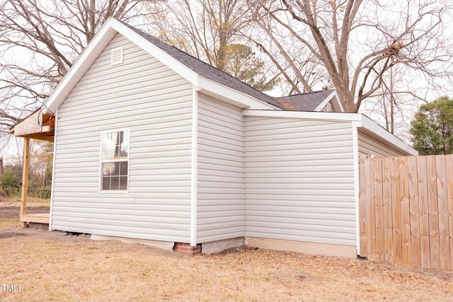 view of home's exterior