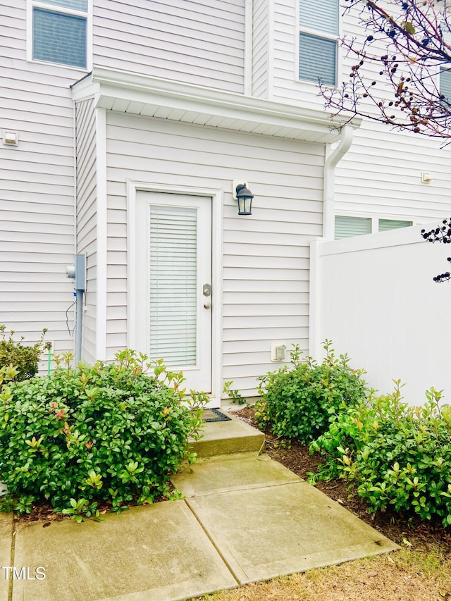 view of entrance to property