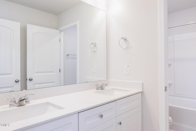 bathroom with vanity