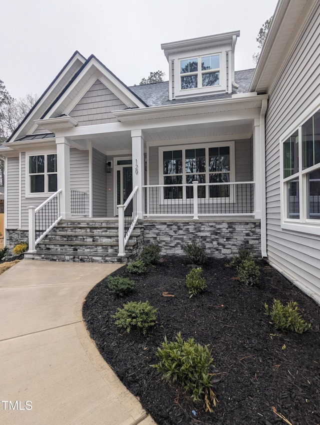 view of front of house featuring a porch