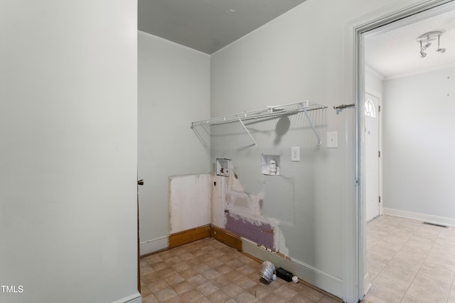 laundry room with washer hookup