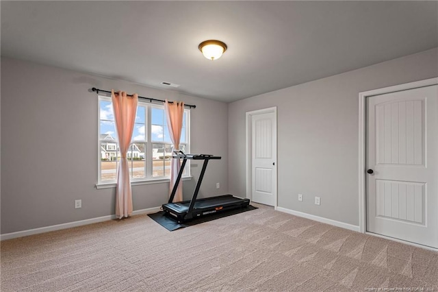 workout area with carpet