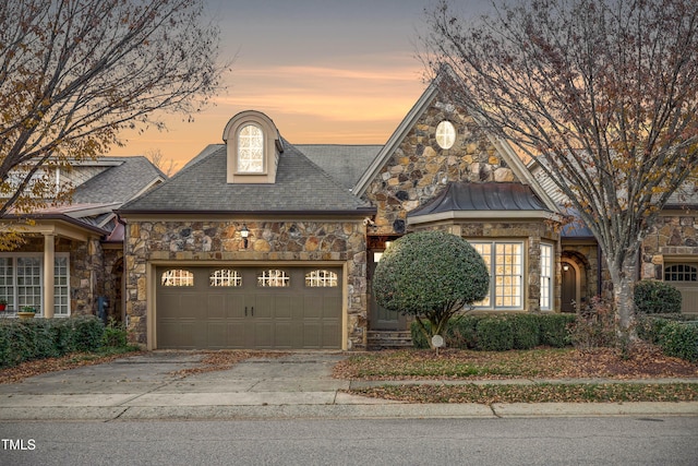 view of front facade with a garage