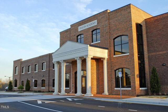 view of building exterior