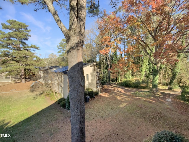 5038 Flint Ridge Pl, Raleigh, NC 27609 - view of green lawn