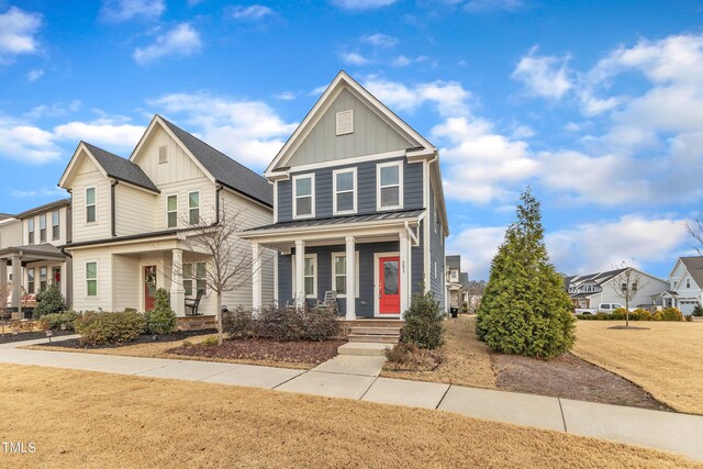 craftsman-style house with covered porch