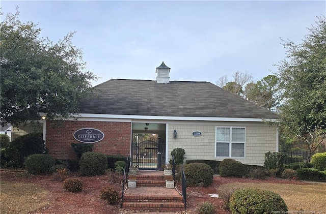 view of front of house