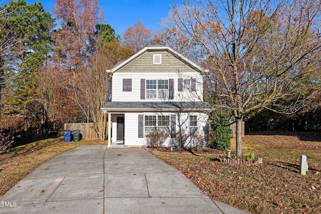 view of front property