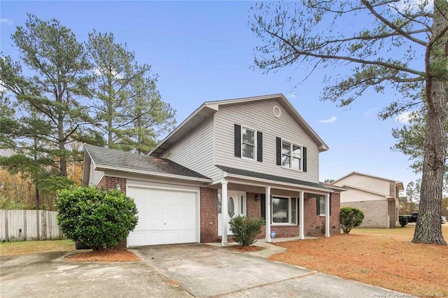 view of front property featuring a garage