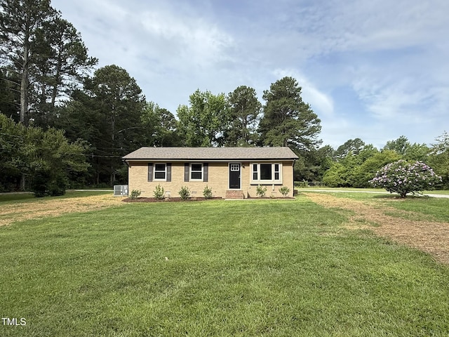 2253 NC Highway 96 S, Franklinton, NC 27525 - ranch-style house with a front lawn