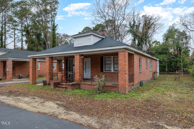 bungalow-style house with covered porch