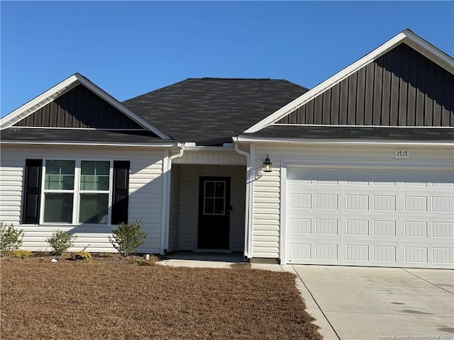 view of front of house with a garage