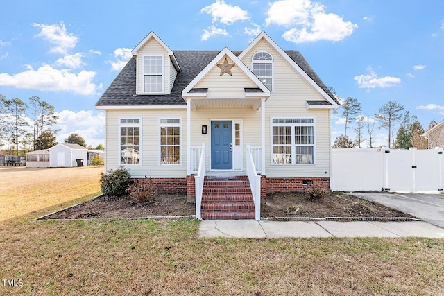 view of front of house featuring a front yard