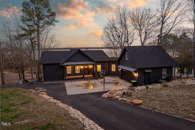 view of front facade with a garage