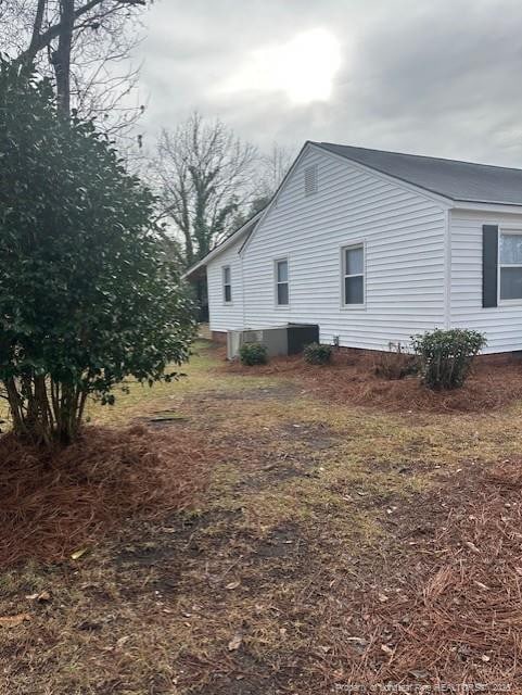 1016 E 8th St, Lumberton, NC 28358 - view of side of property
