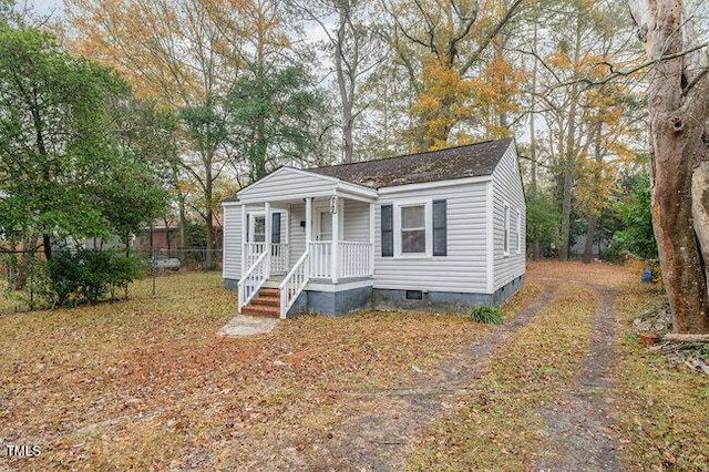 view of front of property