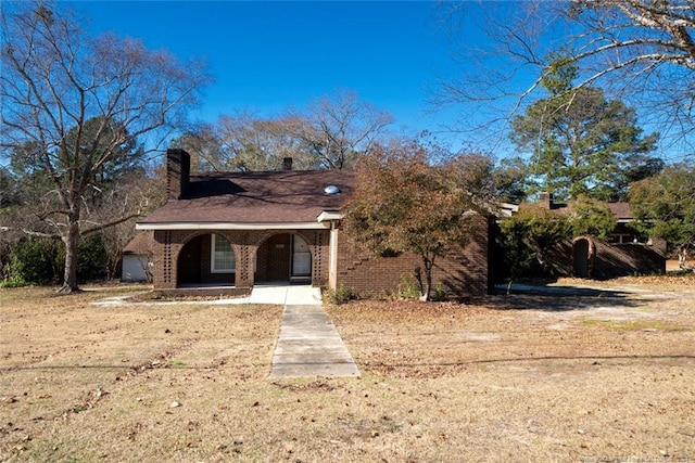 view of front of home featuring covered porch